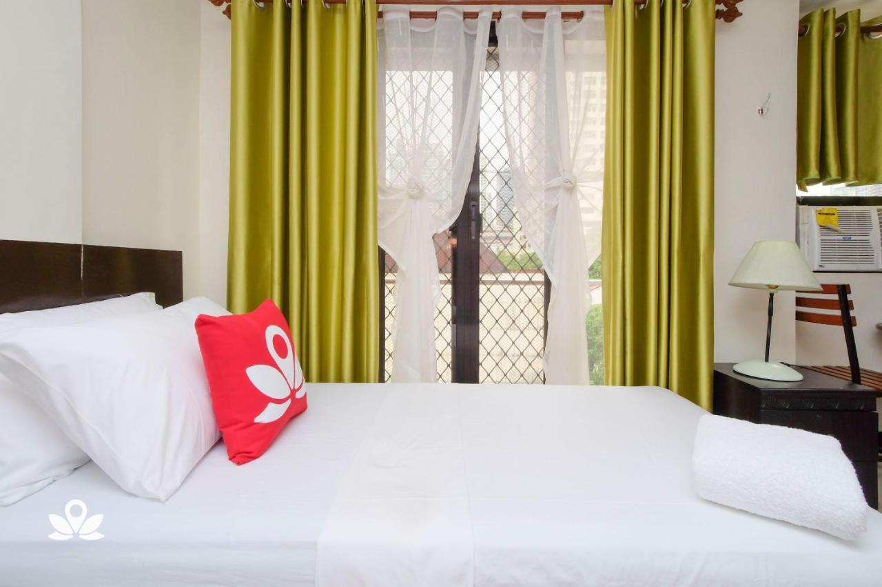 Zen Rooms Time Travellers Makati Makati City Esterno foto