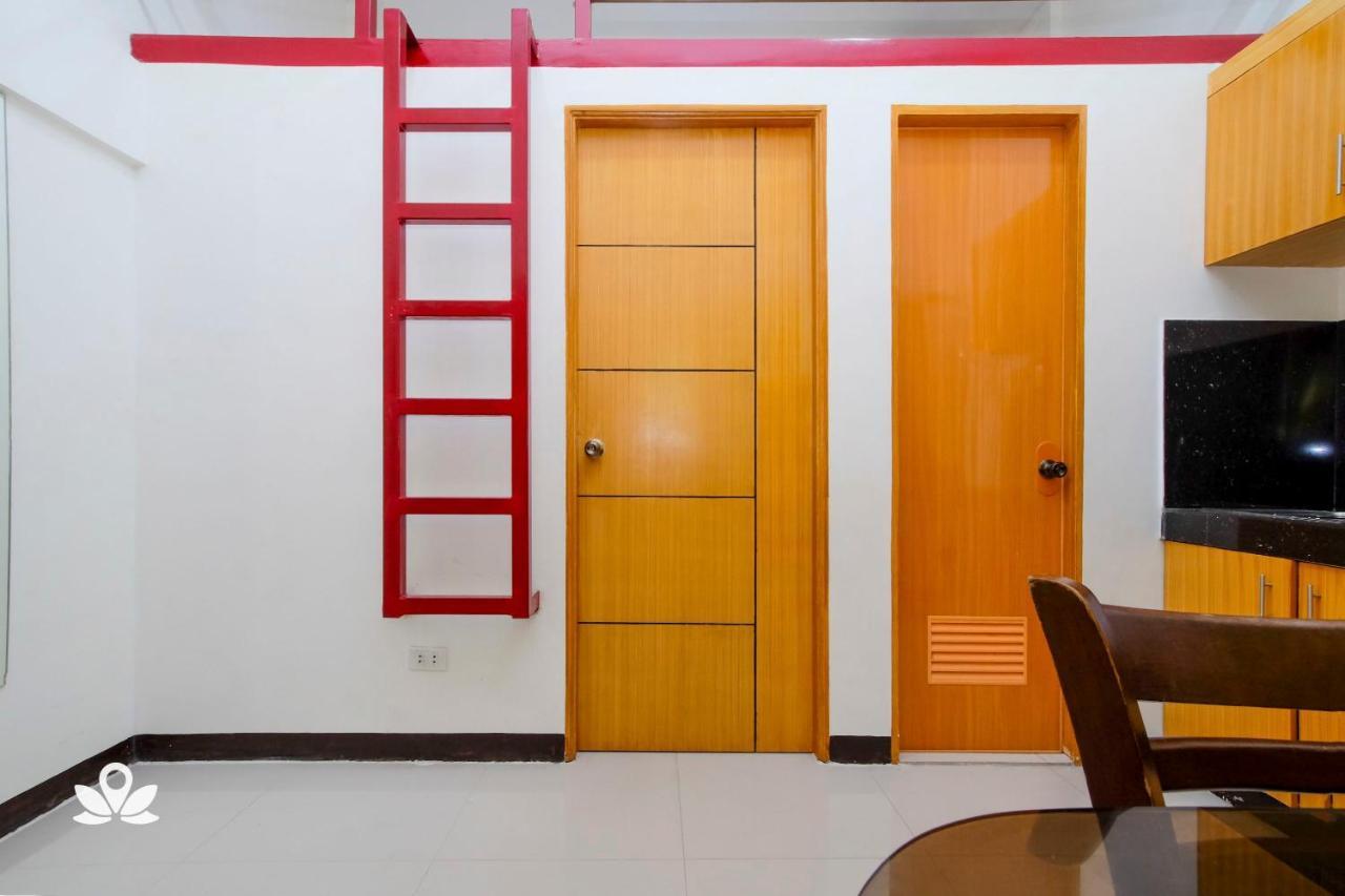Zen Rooms Time Travellers Makati Makati City Esterno foto